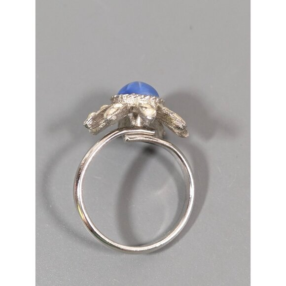 Vintage Vogue Faux Blue Star Sapphire Rhinestone Ring Silver Tone Size 6 - Picture 5 of 8